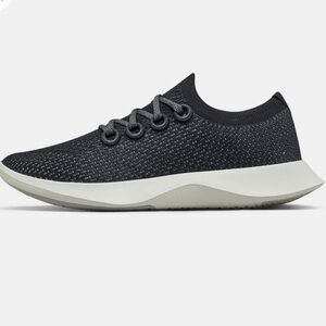 allbirds ReRun a 1
Men's Tree Dasher 1 size 8 
$125 Thunder (White Sole) new